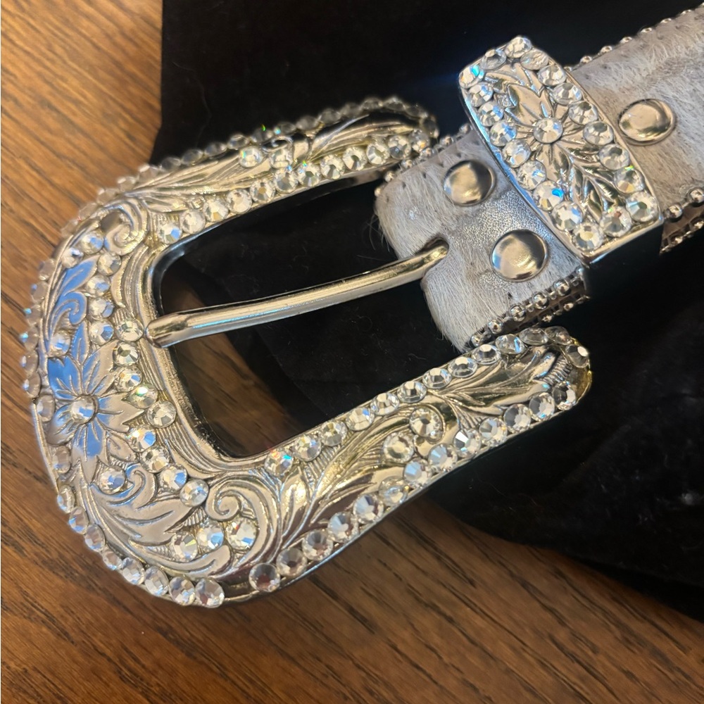 ⚡️⚡️⚡️FLASH SALE ENDS AT MIDNIGHT⚡️⚡️⚡️ b.b. Simon Studded Belt - Picture 2 of 11